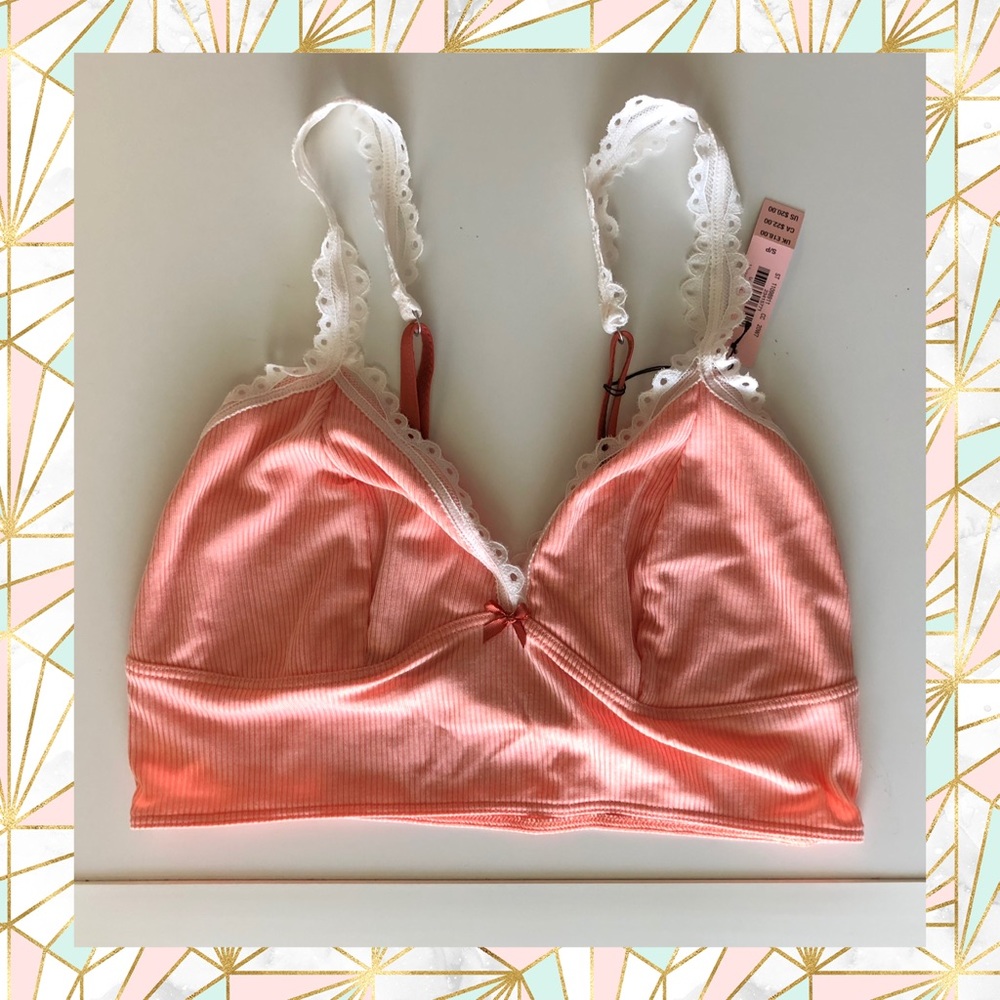 Victoria’s Secret Ribbed Sleep Top